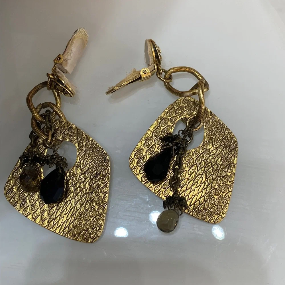 Clip on earrings - Picture 3 of 3